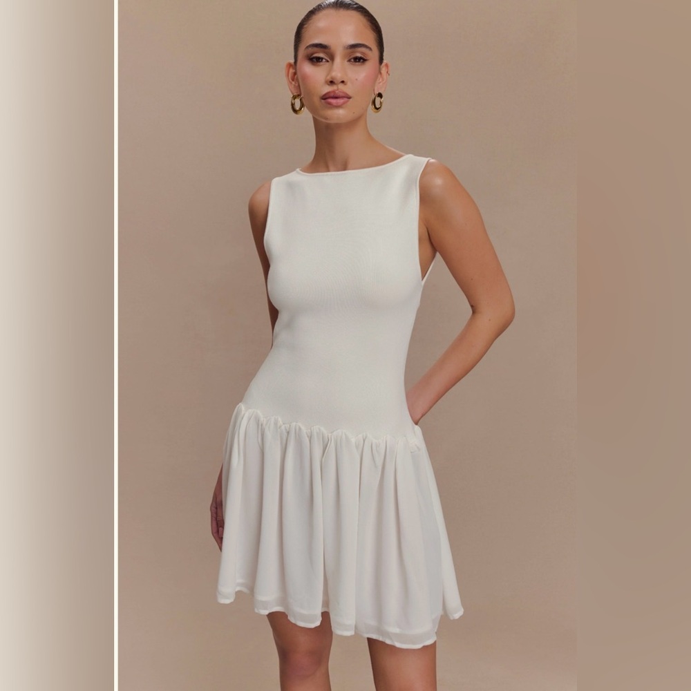 White Sleeveless Dress